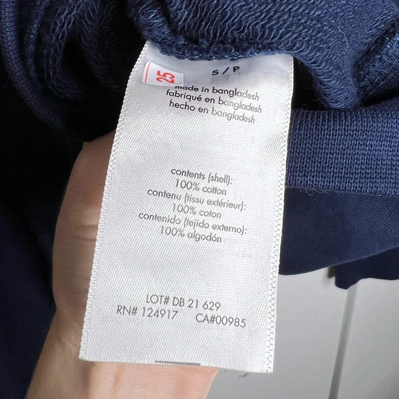 WeWoreWhat - Navy Blue Cropped Pullover NWT Small - Picture 4 of 4